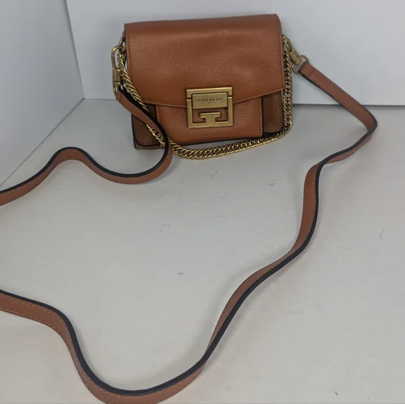 Givenchy GV3 Nano Mini handbag - Picture 2 of 10